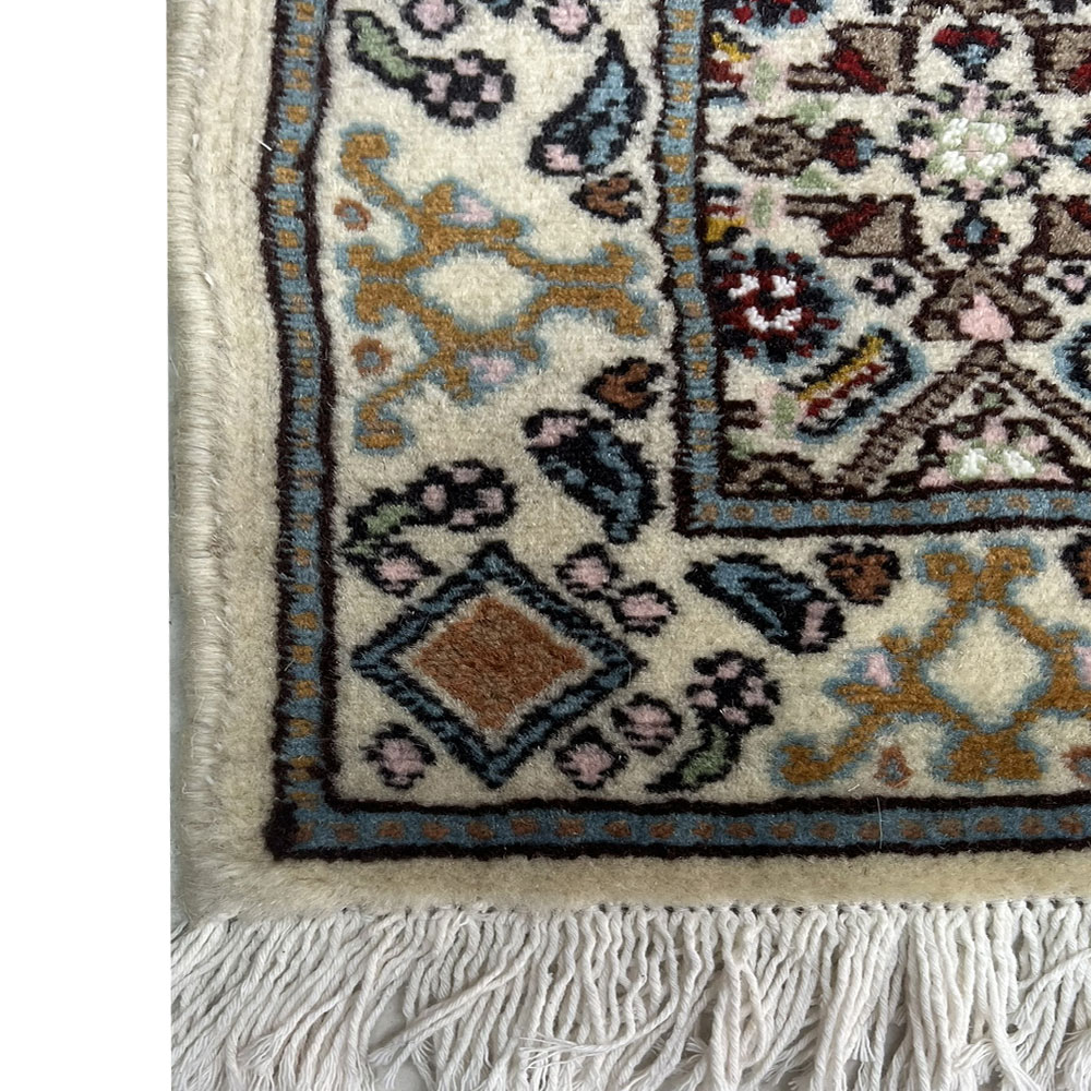 Tapete Persa Mood Bege com Marrom 60x40cm Tradição e Elegância em Cada Fio - Image 5